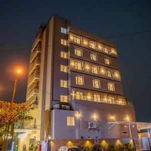 Zip By Spree Hotels Chakan